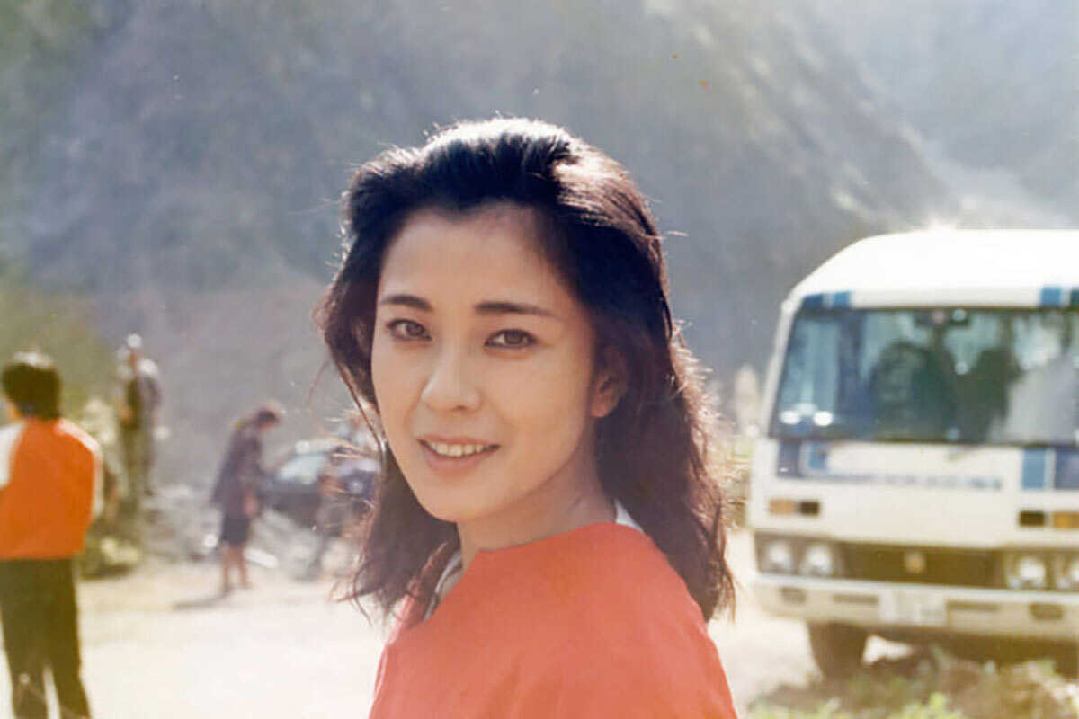 女優・佳那晃子さん(70)が死去 くも膜下出血で闘病13年 「魔界転生」「金妻」などに出演 美貌と実力派演技で人気を博す(デイリー新潮)