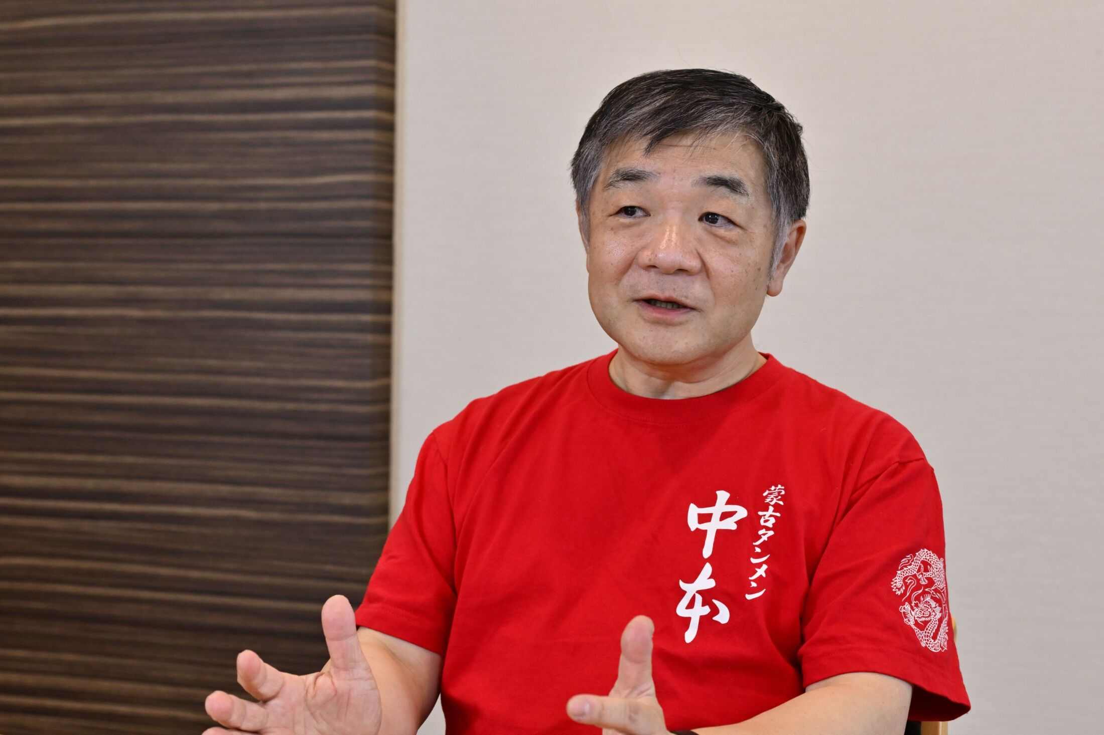 「会社で会議している場合ではない」激辛ラーメン「蒙古タンメン中本」を毎日食べるために大企業退職→15年以上“毎日”食べ続ける56歳男性の“異次元の食生活”(文春オンライン)