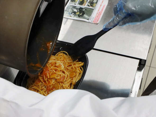 コンビニで“1000円超のパスタ”は売れるのか? ローソンの4カ月の実証実験で見えてきたこと(ITmedia ビジネスオンライン)