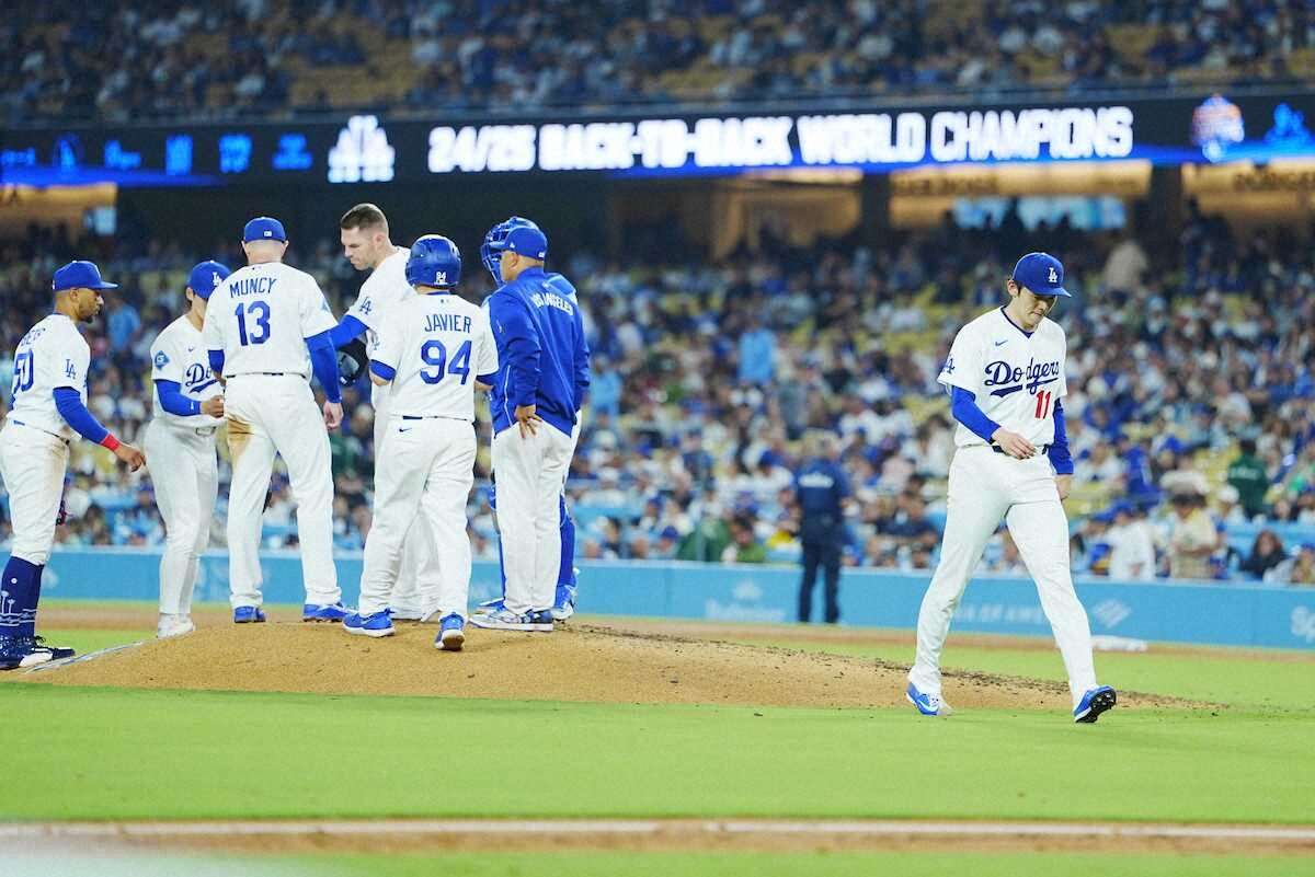 佐々木朗希 5回0/3を3失点で今季2勝目ならず 6回に痛恨の逆転二塁打、マウンド上で表情ゆがめる(スポニチアネックス)